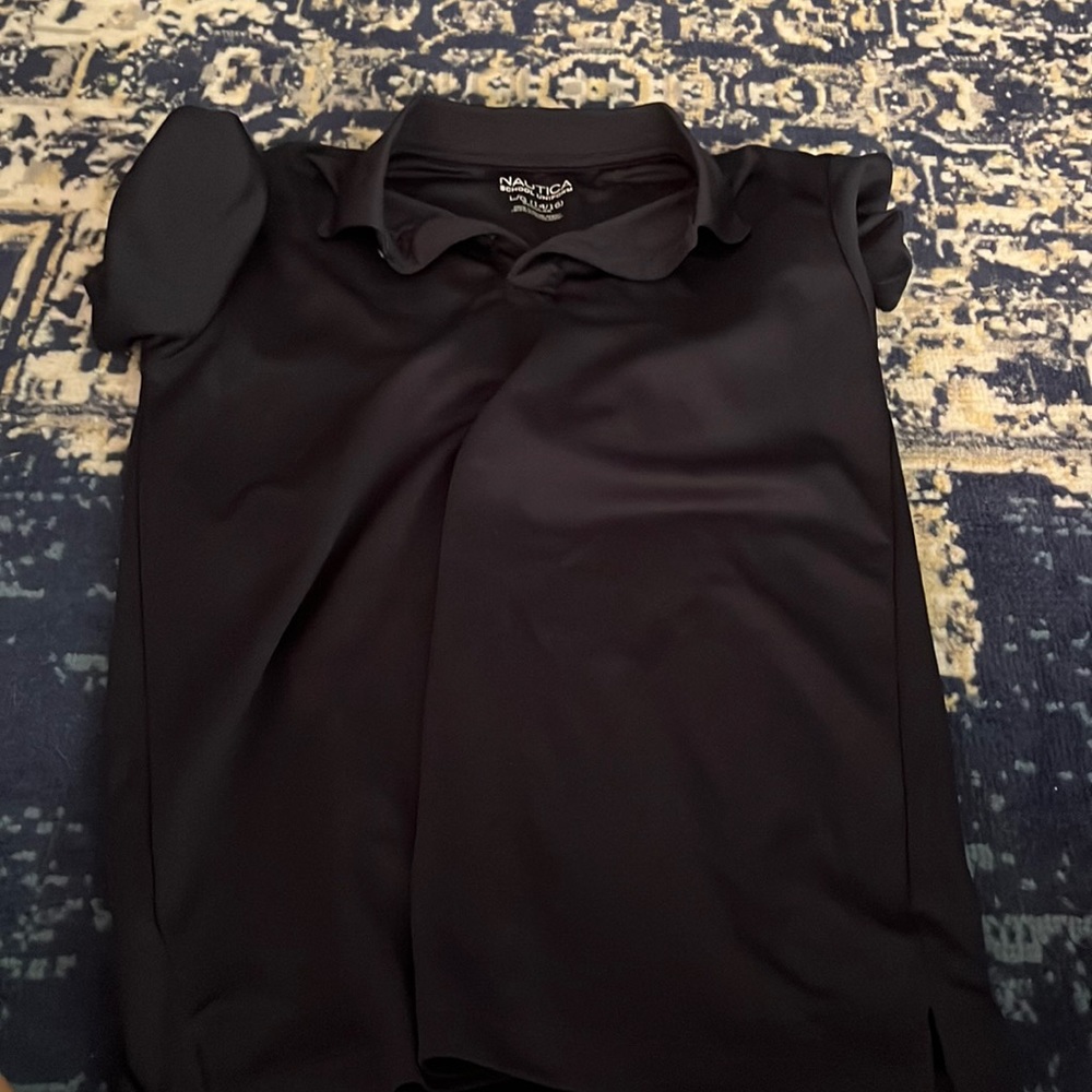 Good condition collard shirt
